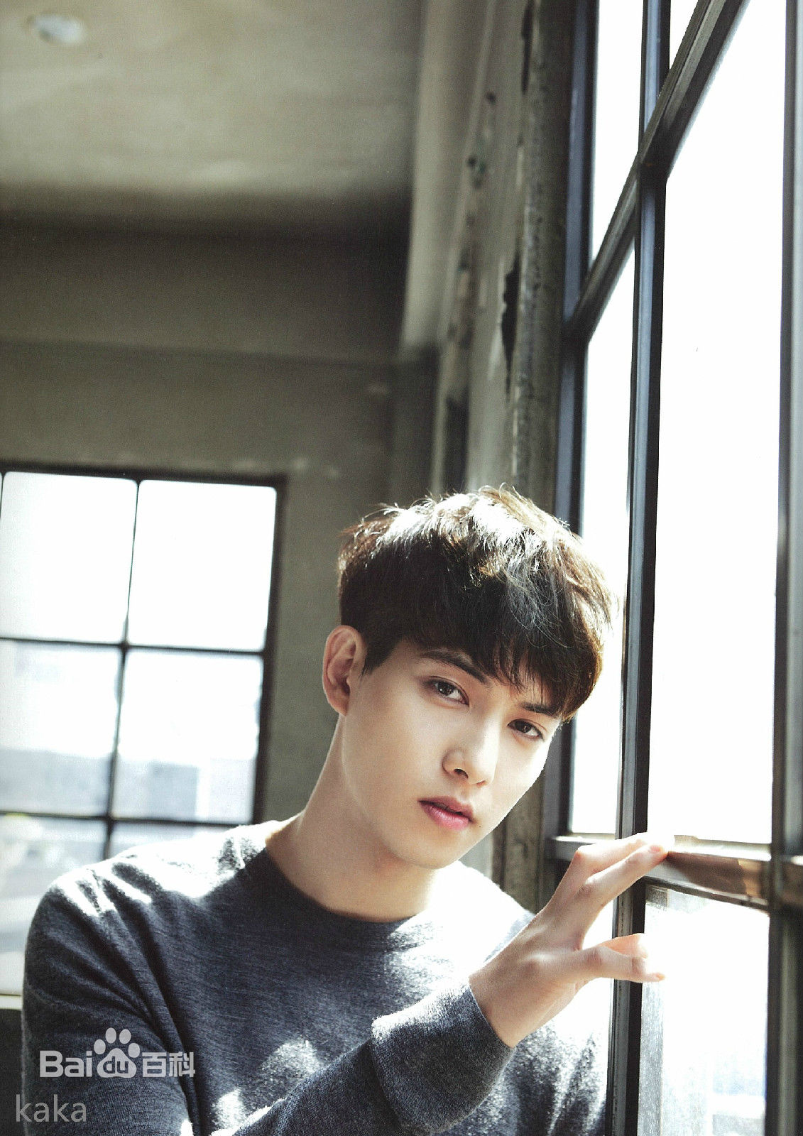 cnblue李宗泫画报写真男性魅力四散914