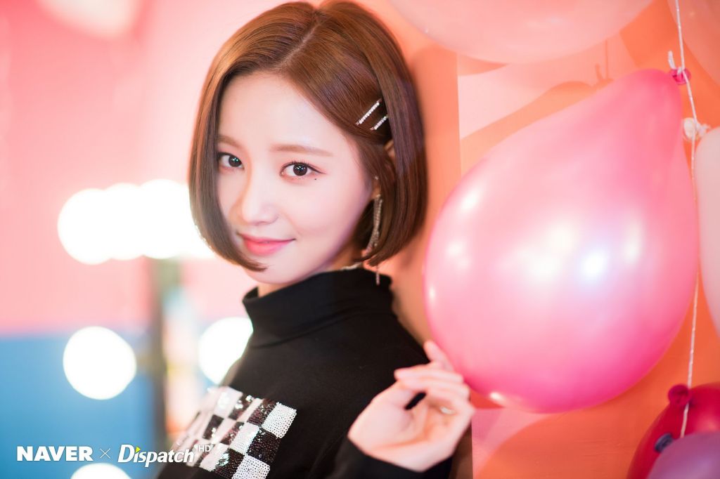 妍雨气质短发魅力性感写真99