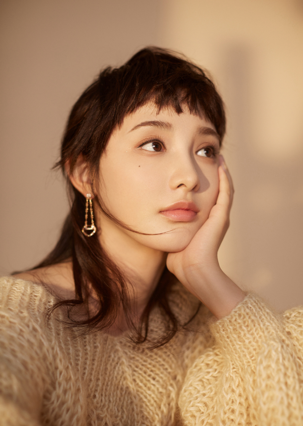 彭小苒狗啃刘海大片写真图片311