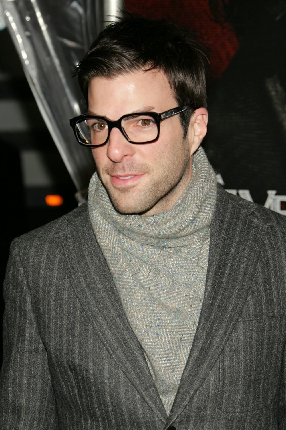 简介:扎克瑞·昆图帅气生活照高清图片,分享一组扎克瑞·昆图图片给