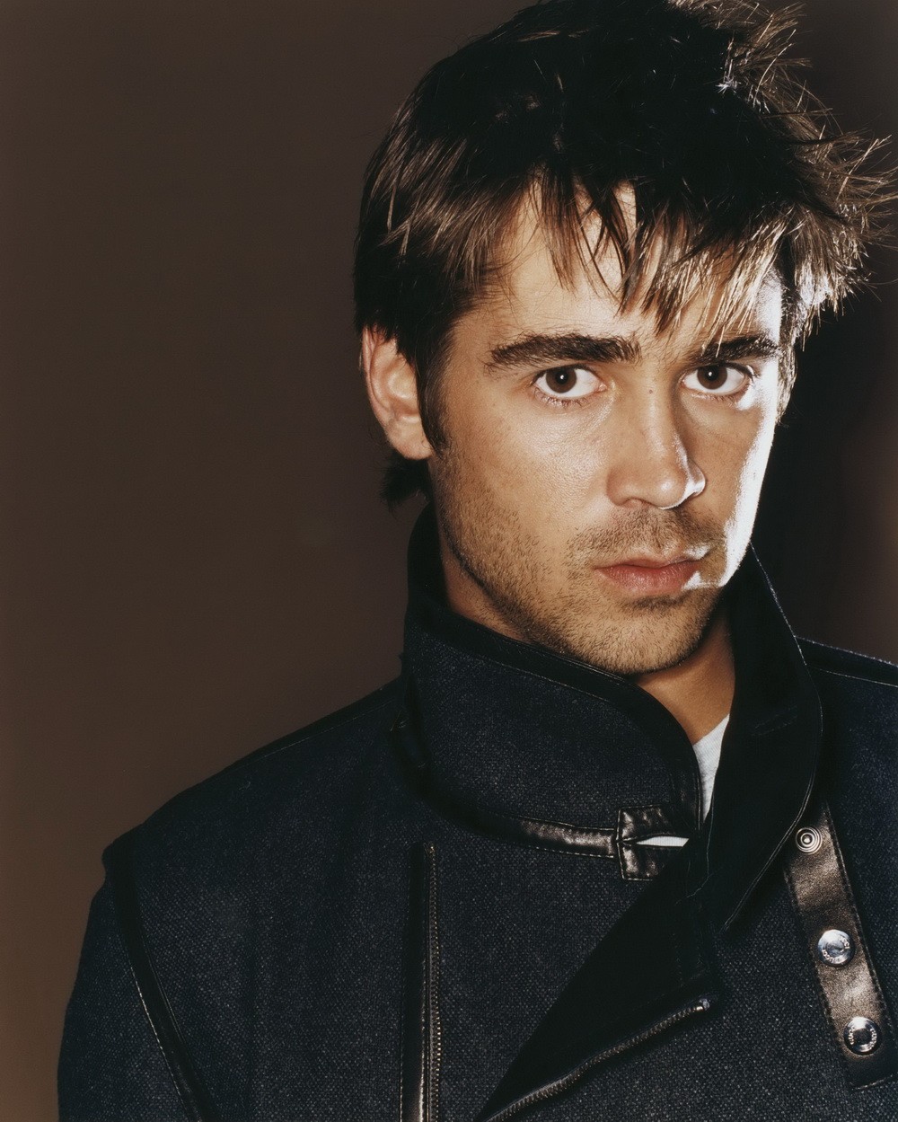 柯林·法瑞尔早年黑色系写真图片,柯林·法瑞尔图片-第2图