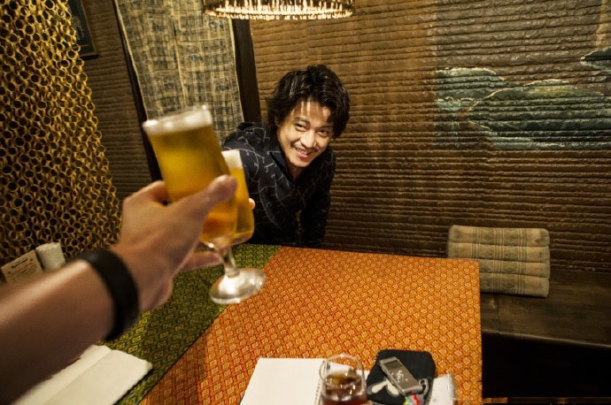 小栗旬街拍图片随意慵懒成熟范29