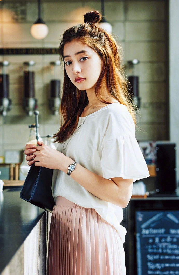 新木优子杂志写真图片化身甜美女孩子69