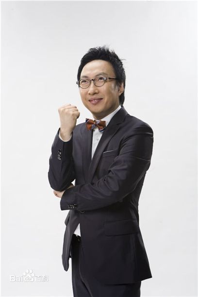 简介:《无限挑战》朴明秀个人写真照,分享一组朴明秀图片给大家,图中