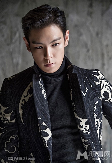 top崔胜贤cine21杂志绅士写真26