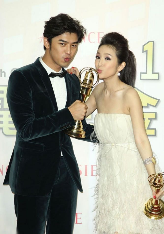 陈柏霖林依晨金钟奖获封影帝影后48