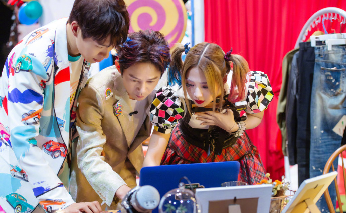 吴映洁明星大侦探第二季鬼小丑图片48