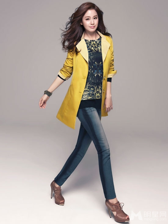 金泰希春季时尚画报写真,金泰希(金泰熙)图片-第4图