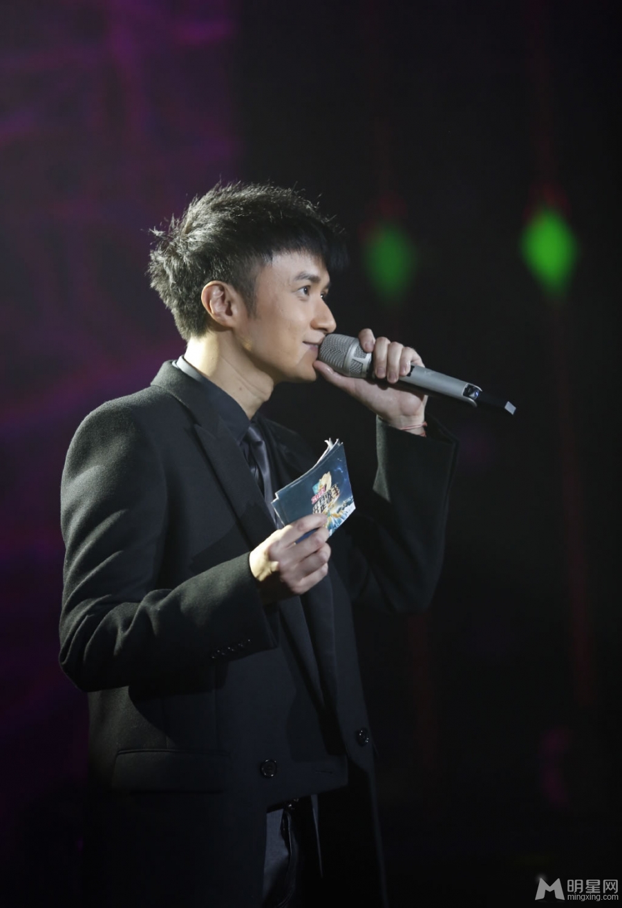 古巨基我是歌手3剧照纵情高歌引落泪56