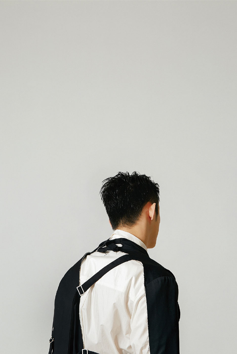 黄景瑜帅气有型时尚写真图片99