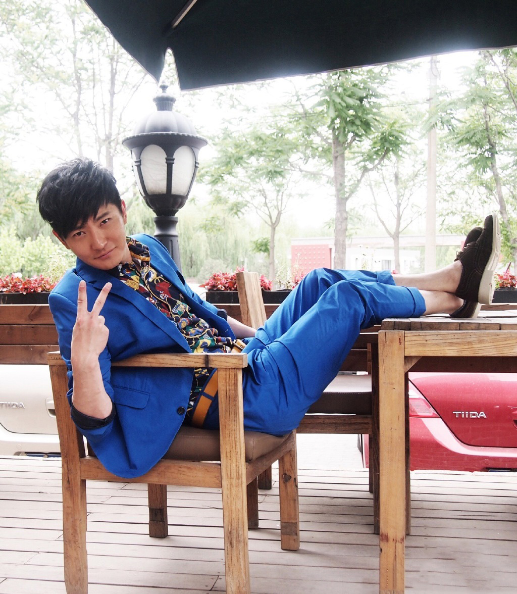 郭京飞高清写真图片67