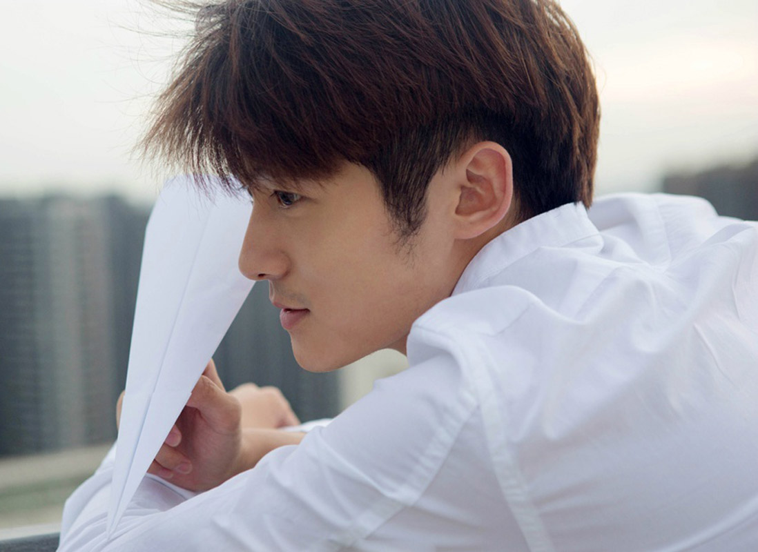 佟梦实白衬衫清爽帅气写真图片67