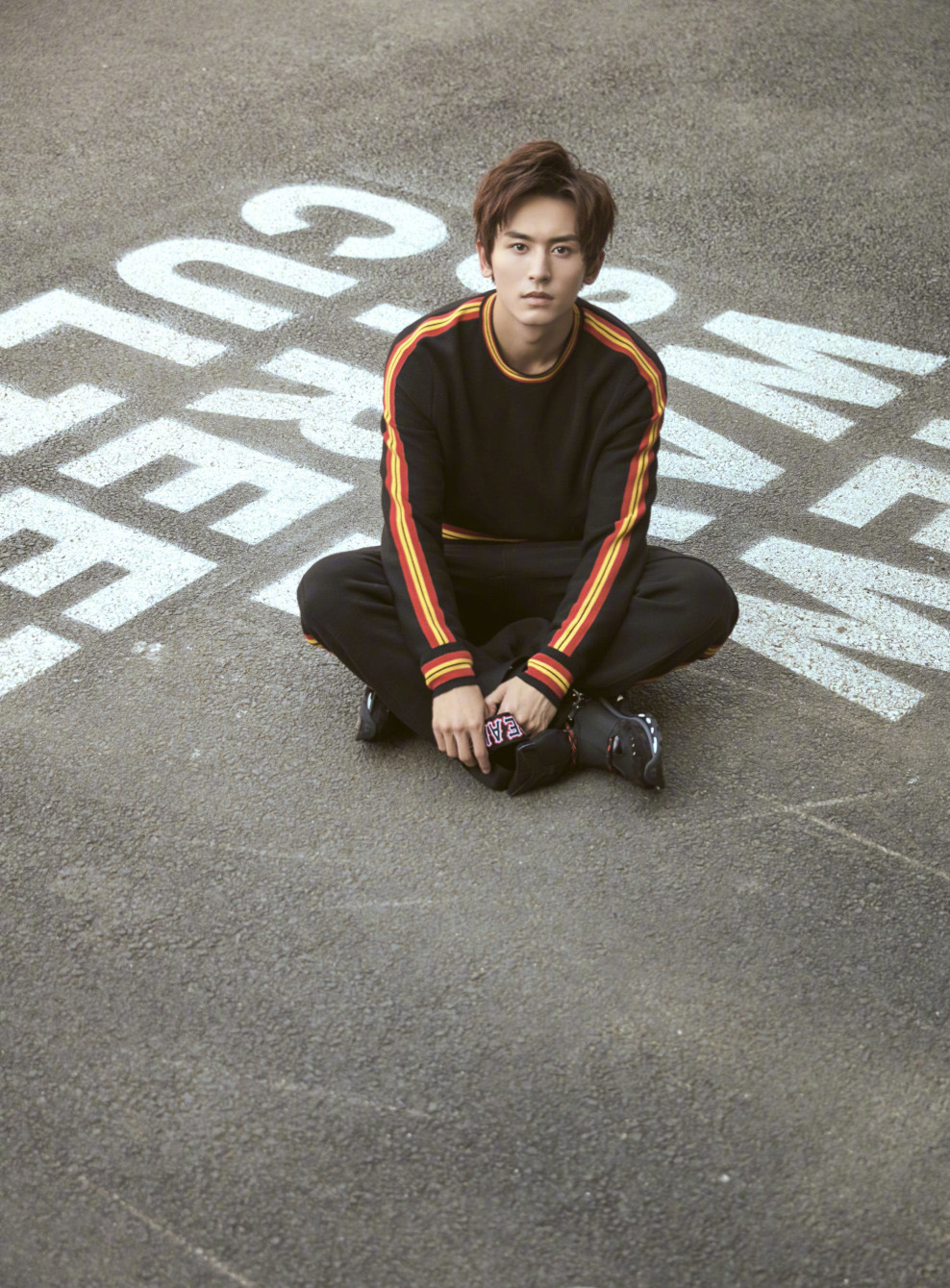 张哲瀚时尚潮流写真高清图片78