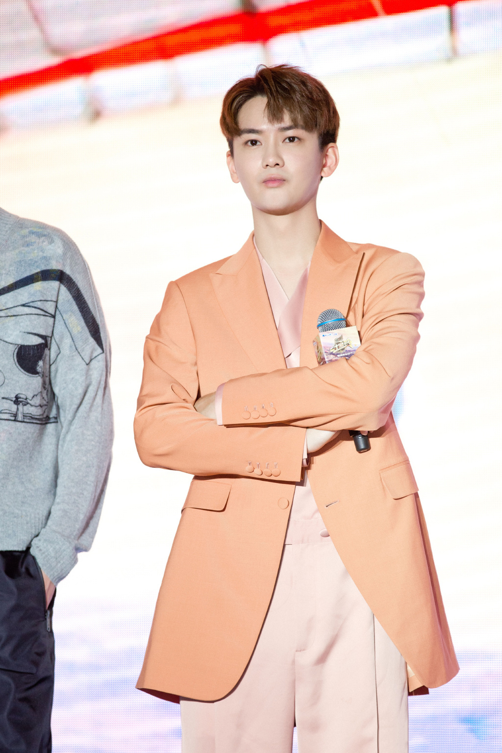 熊梓淇二十四小时发布会帅气图片1113