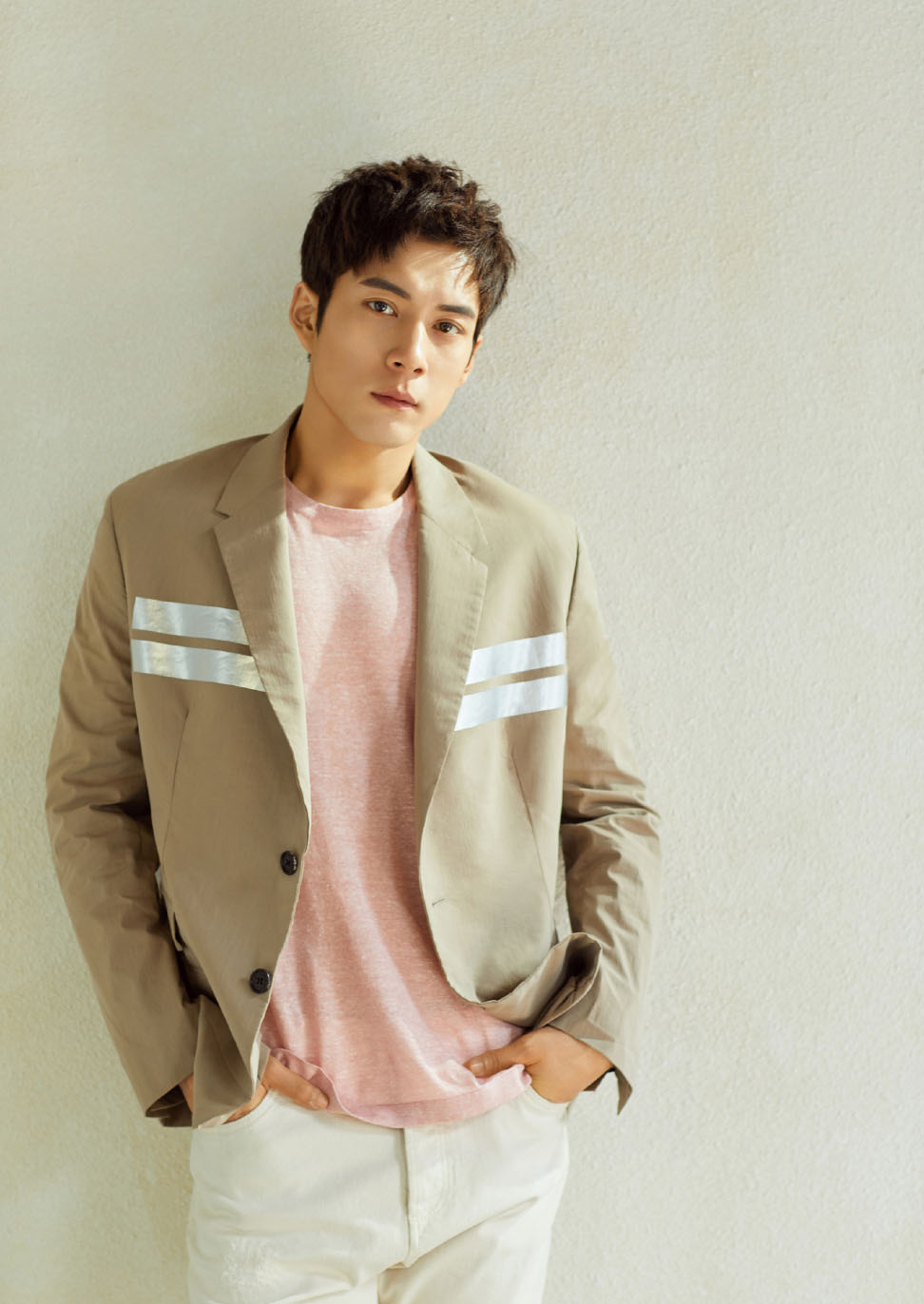 韩东君超帅时尚杂志封面大片78