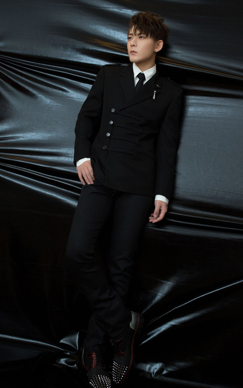 陈翔超帅黑西装活动照高清图片17