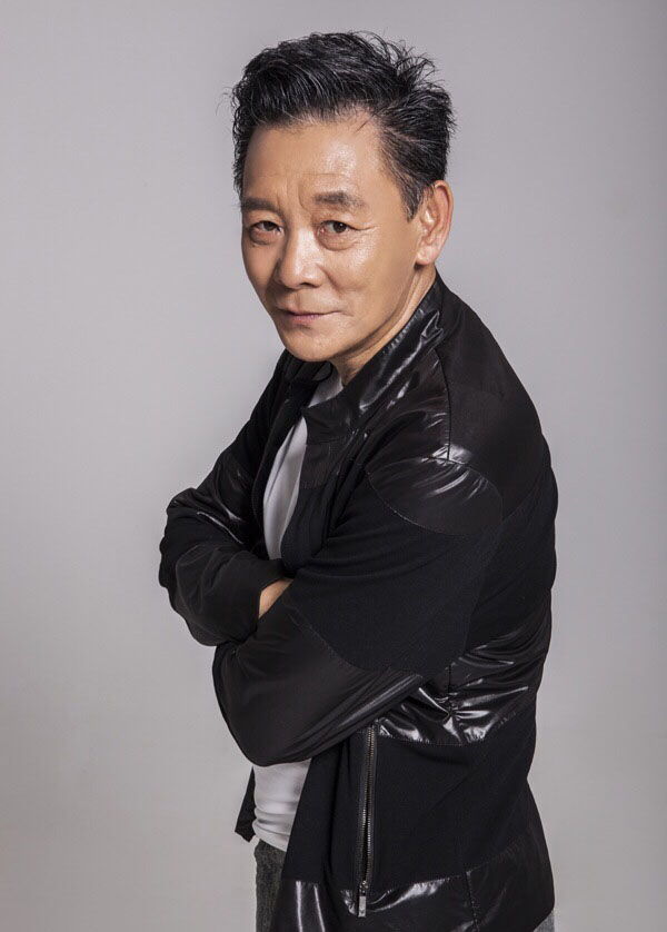 简介:李光复写真图片,分享一组李光复图片给大家,图中的明星图片壁纸