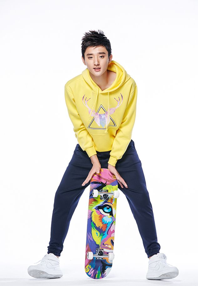 于小彤运动式滑板少年写真图片14