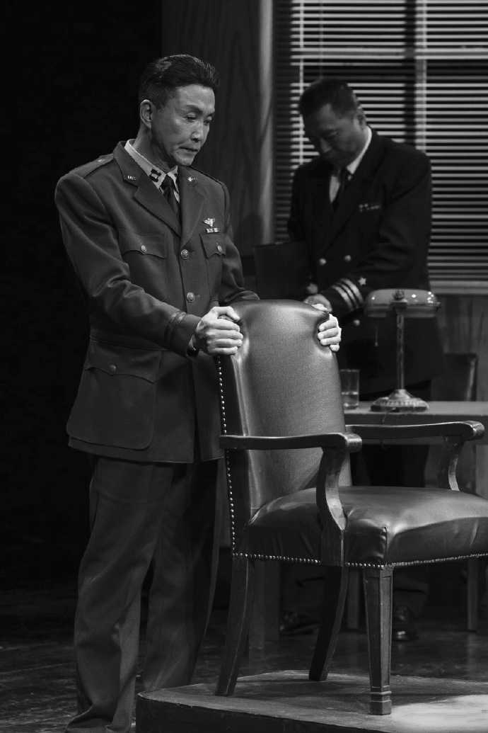 达康书记吴刚话剧哗变格林渥剧照图片69