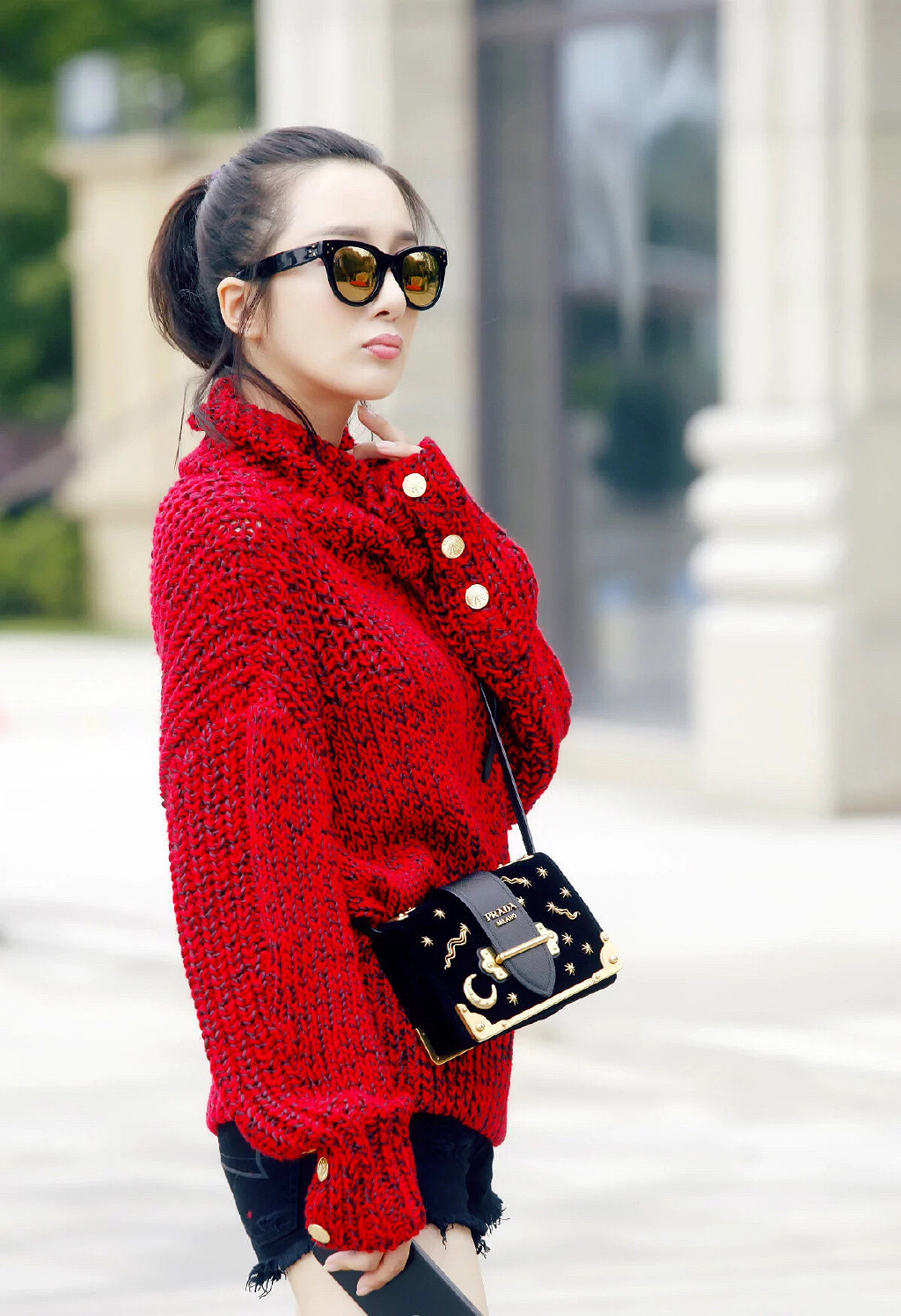 李依晓炫酷时尚街拍图片55