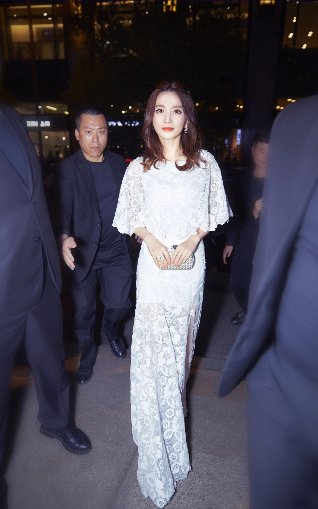 施诗蕾丝长裙典雅气质活动写真图片34