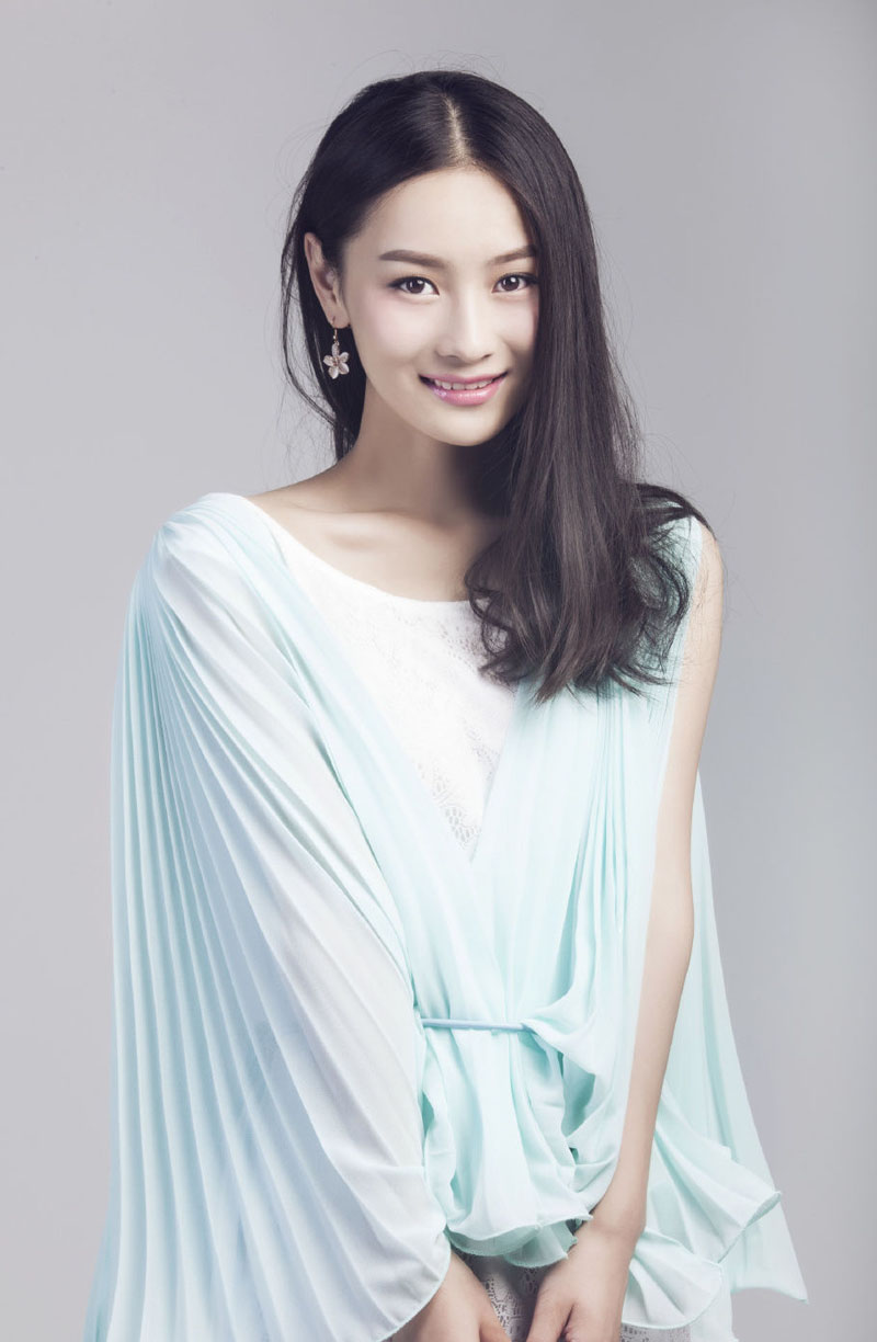 张维娜清新靓丽时尚写真高清图片16