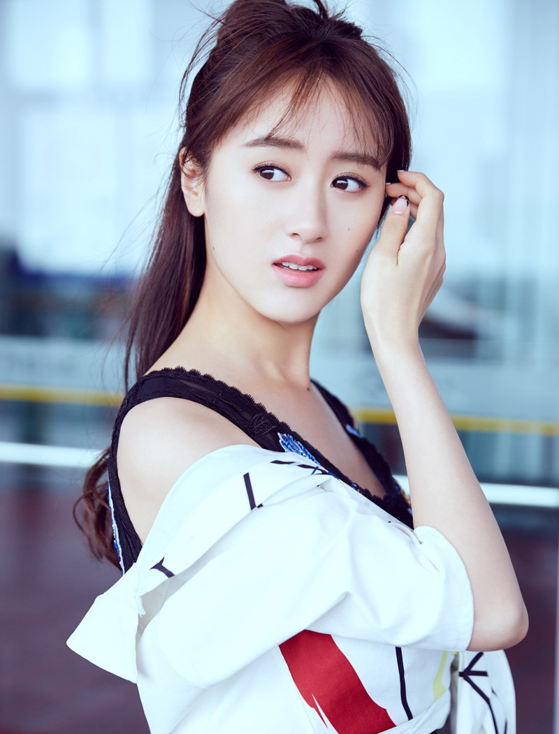 袁冰妍黑色纱裙性感优雅街拍图片99