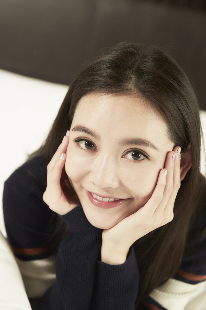 演员罗米居家元气满满写真图片69