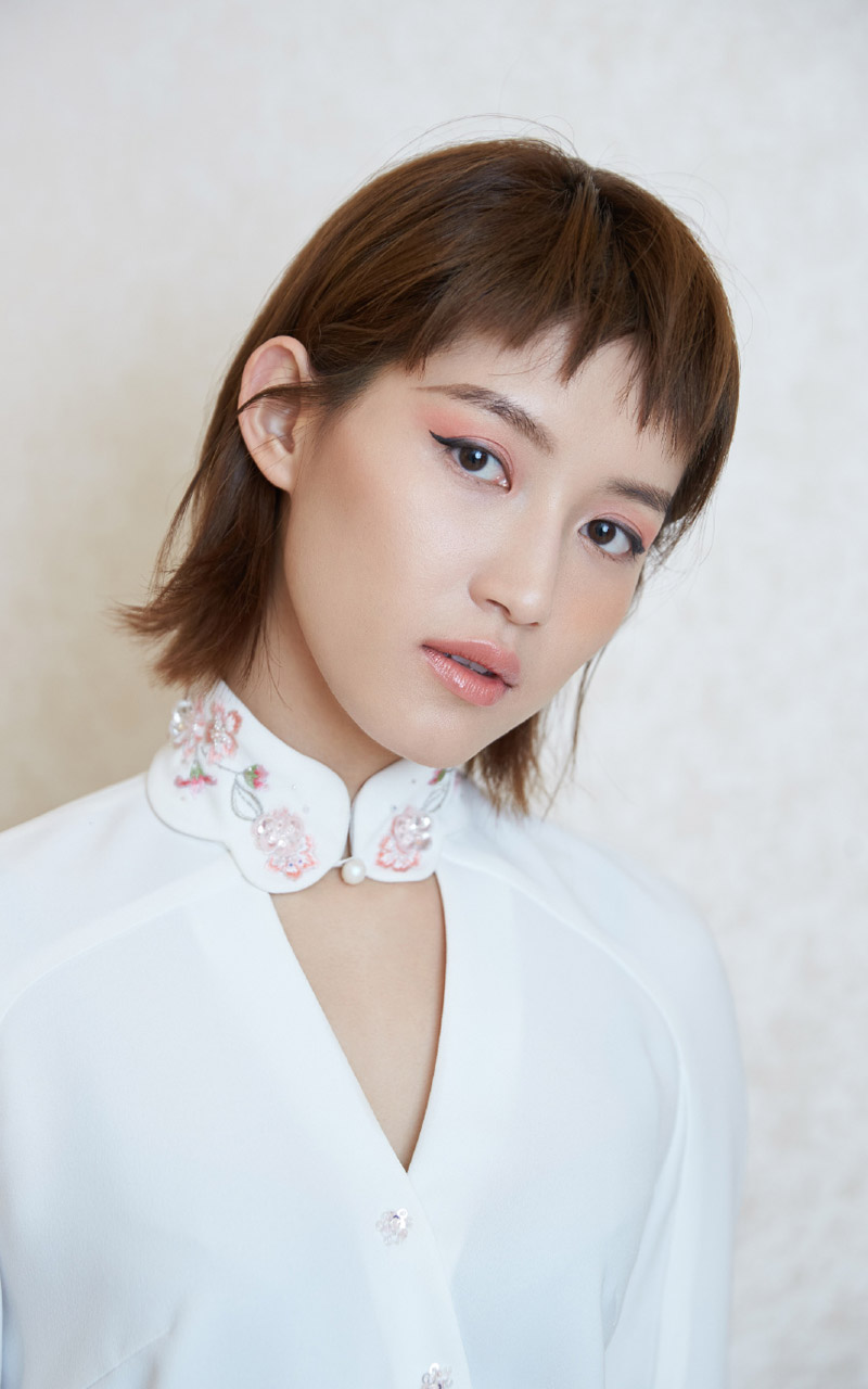 苏青清爽干练短发造型活动照图片25