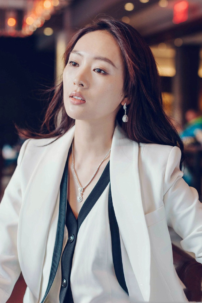 童瑶珠宝气质时尚大片高清图片68