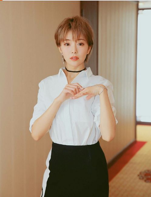 种丹妮短发性感可爱写真图片46