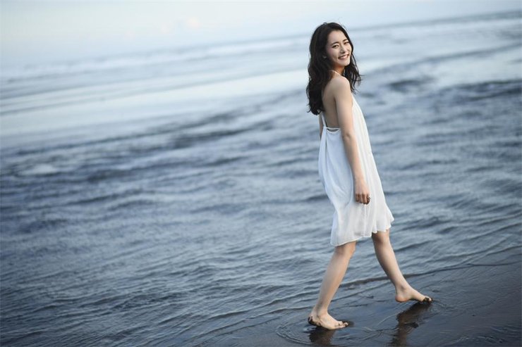 柴碧云海边梦幻清凉写真图片58