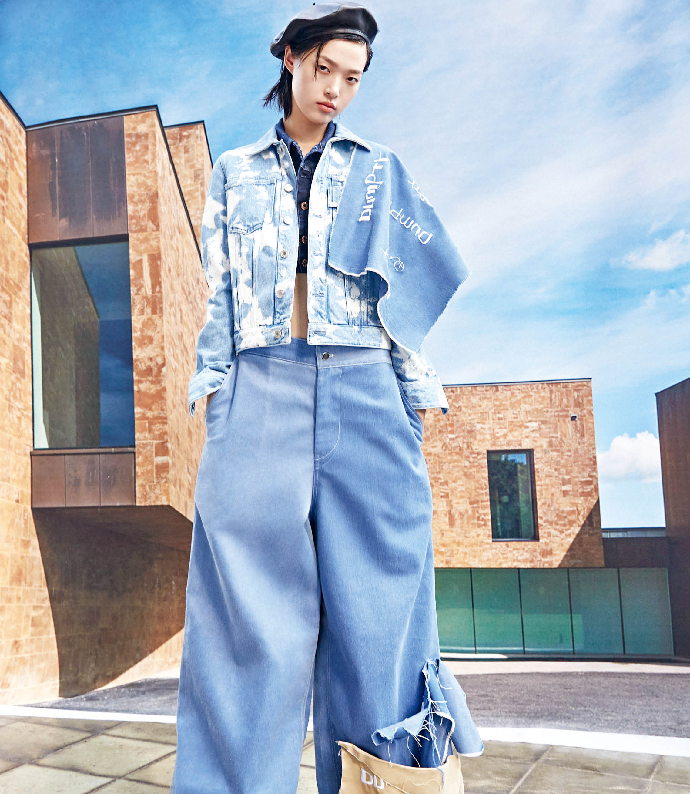 新秀模特游天翼时尚杂志写真高清图片16