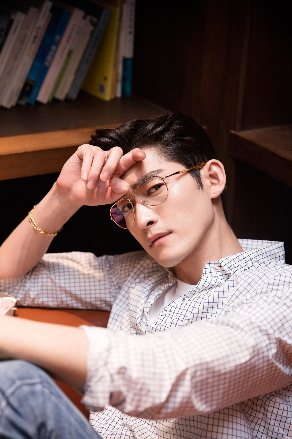 张翰文艺知性帅气写真89