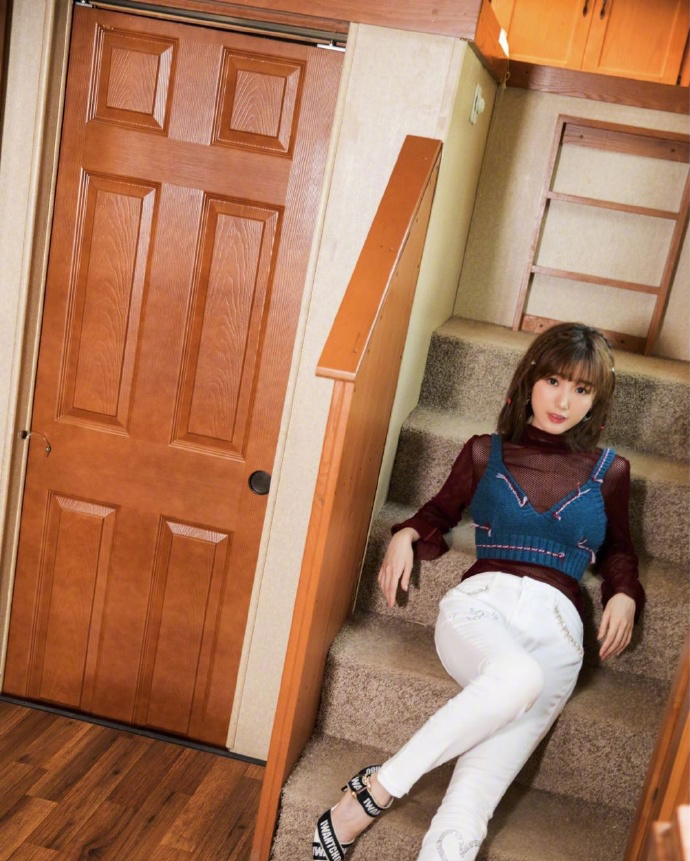 毛晓彤甜美俏皮写真图片29