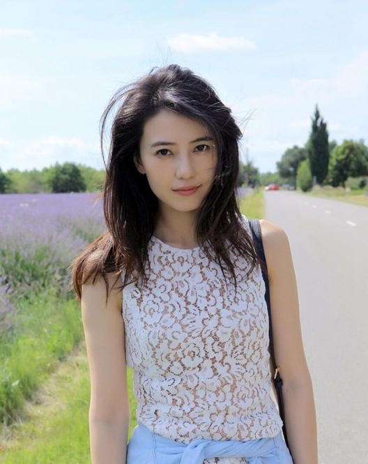 高圆圆法国薰衣草花海写真展女神自信魅力77