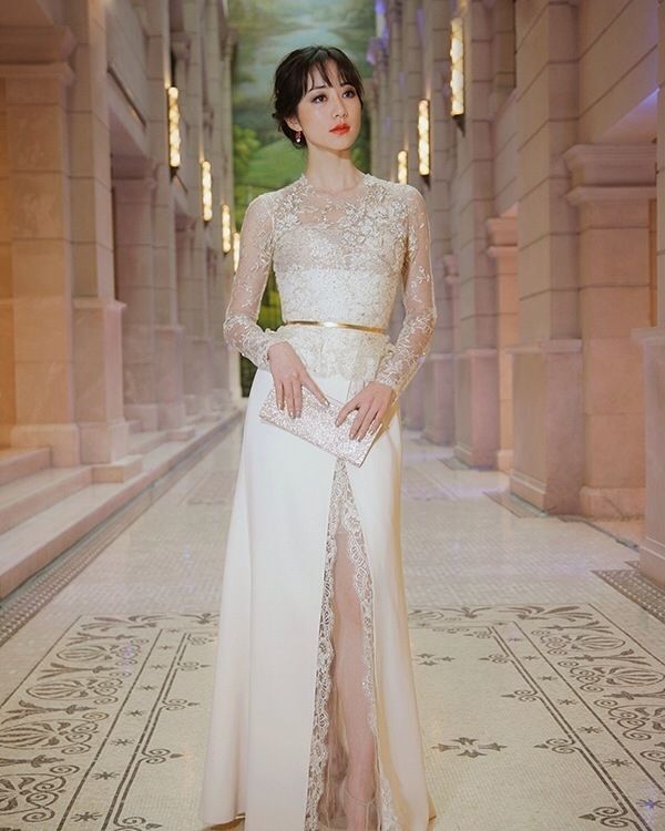 韩雪气质写真薄纱透视裙秀身材曲线69