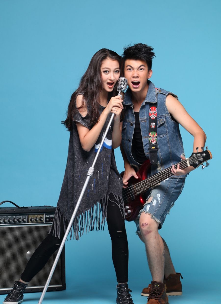 白举纲关晓彤青春活力动感十足的写真照210