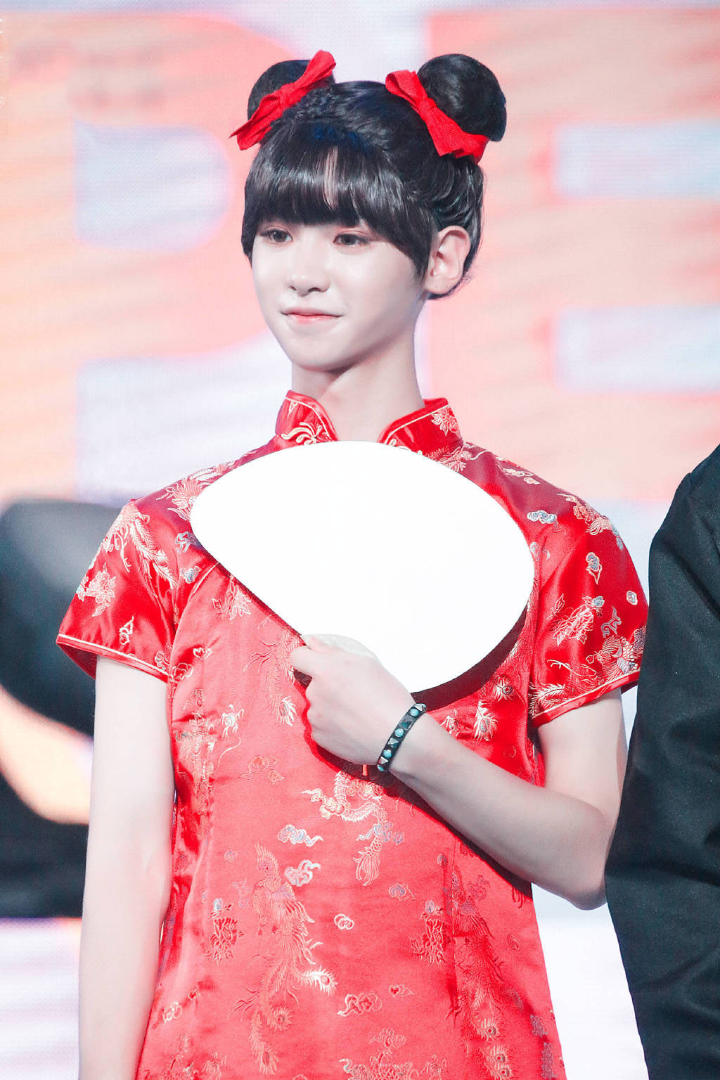 黄明昊cosplay春丽高清图片68