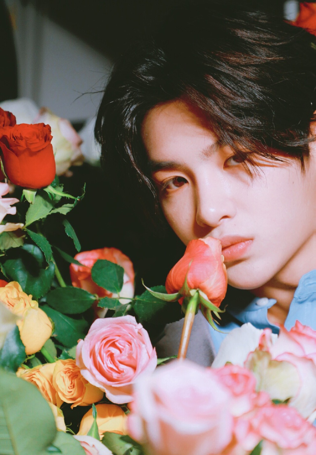 黄明昊温柔帅气自拍图片49