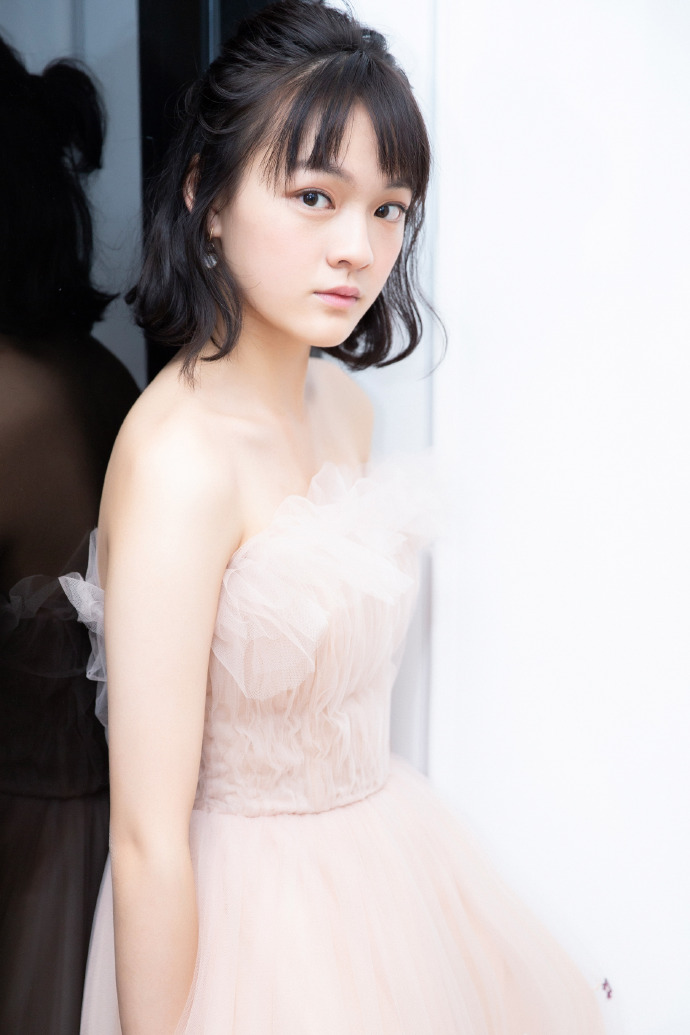 文淇抹胸纱裙性感写真图片29