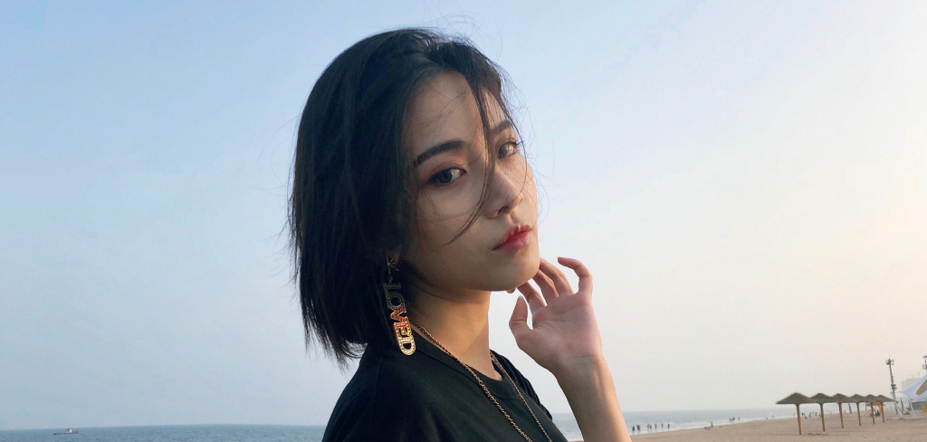 刘美彤清新户外写真图片27