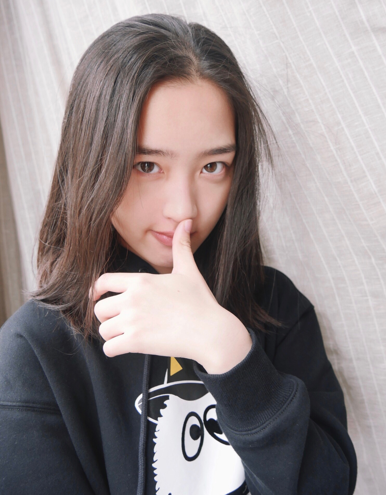 邓恩熙甜美可爱自拍图片24