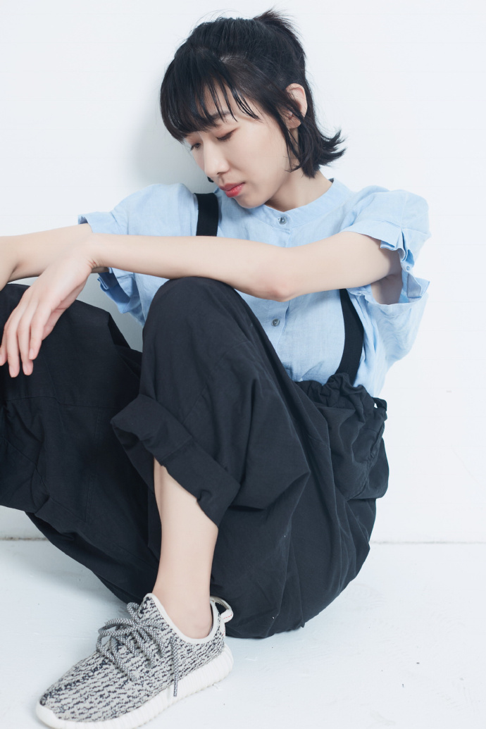 任素汐清纯俏皮写真图片16