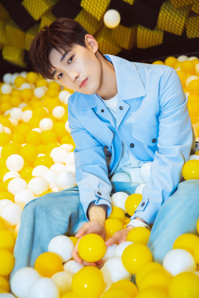 邢昭林休闲清爽写真图片26