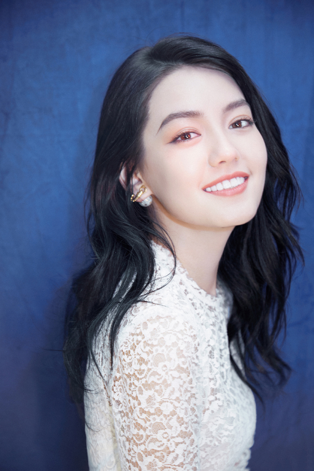 李诗颖性感纯白写真图片19