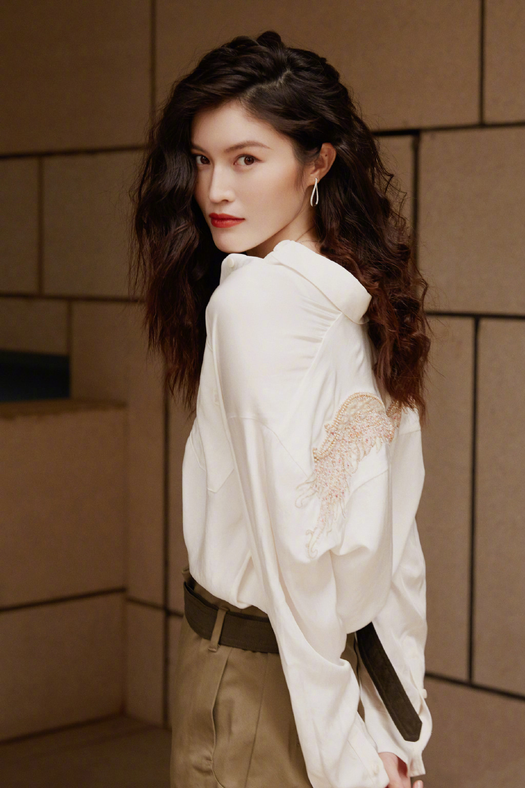 何穗简约干练街拍图片89