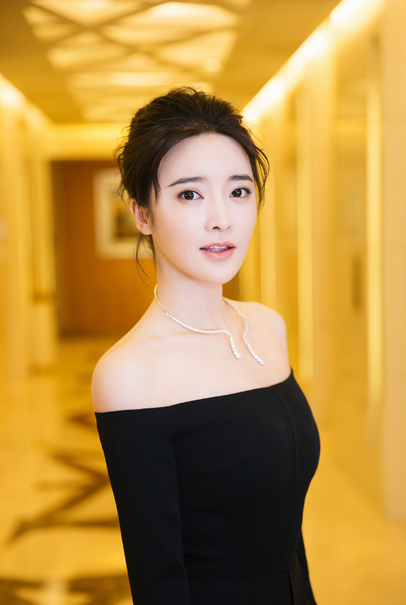越南女歌手张璇图片图片