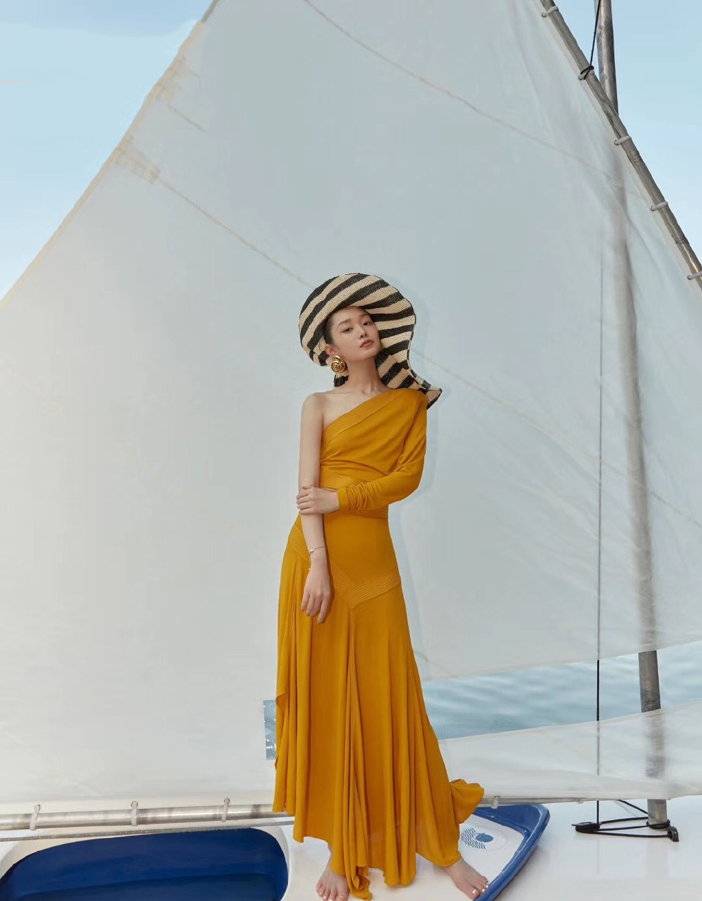 宋轶时尚芭莎性感写真图片11