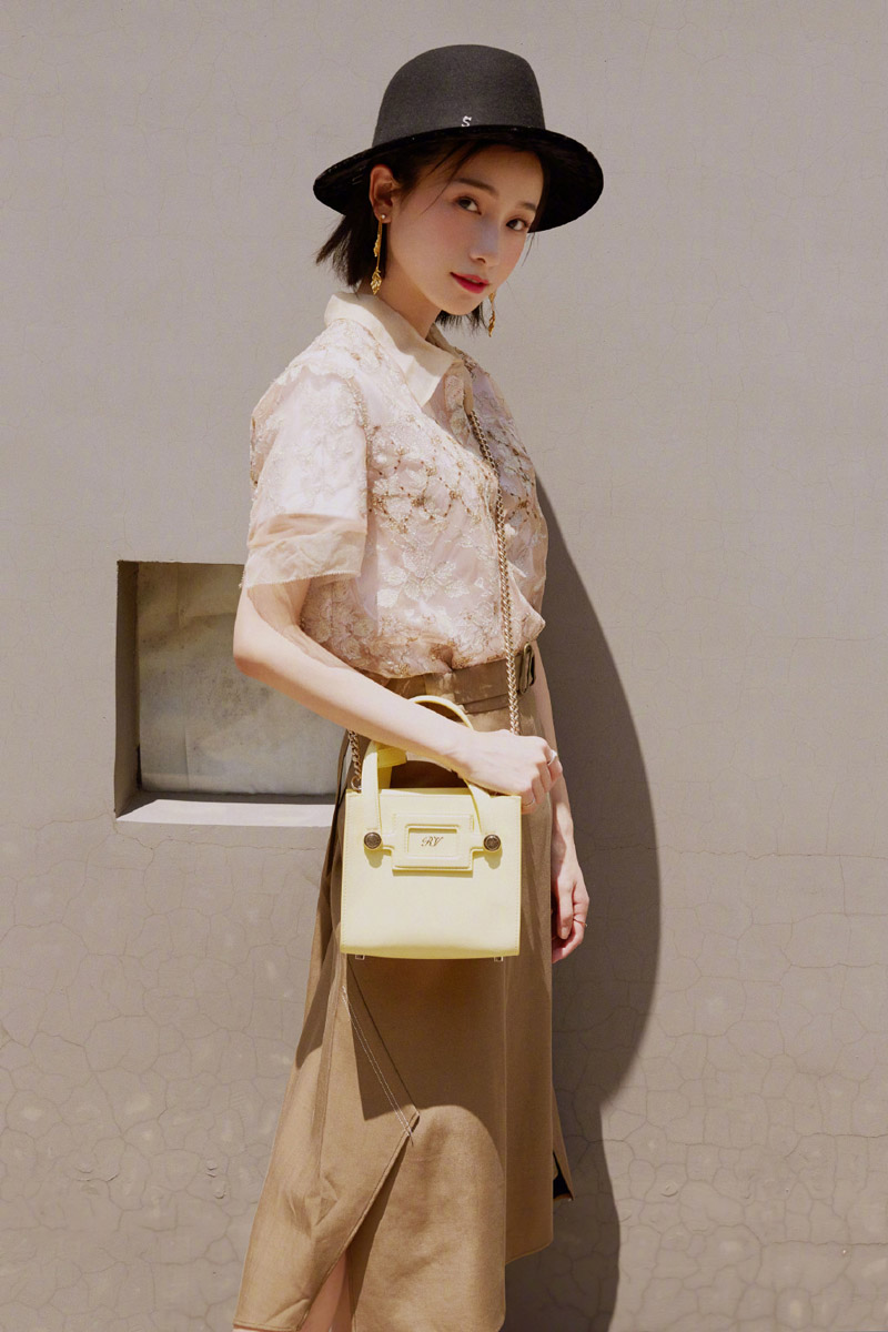 姜梓新清新温婉写真图片36